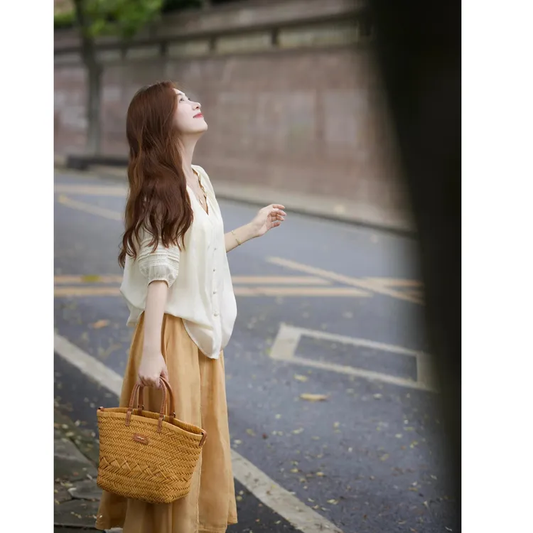 2025夏季新款韩系一整套气质小个子减龄衬衫搭配半身裙温柔两件套