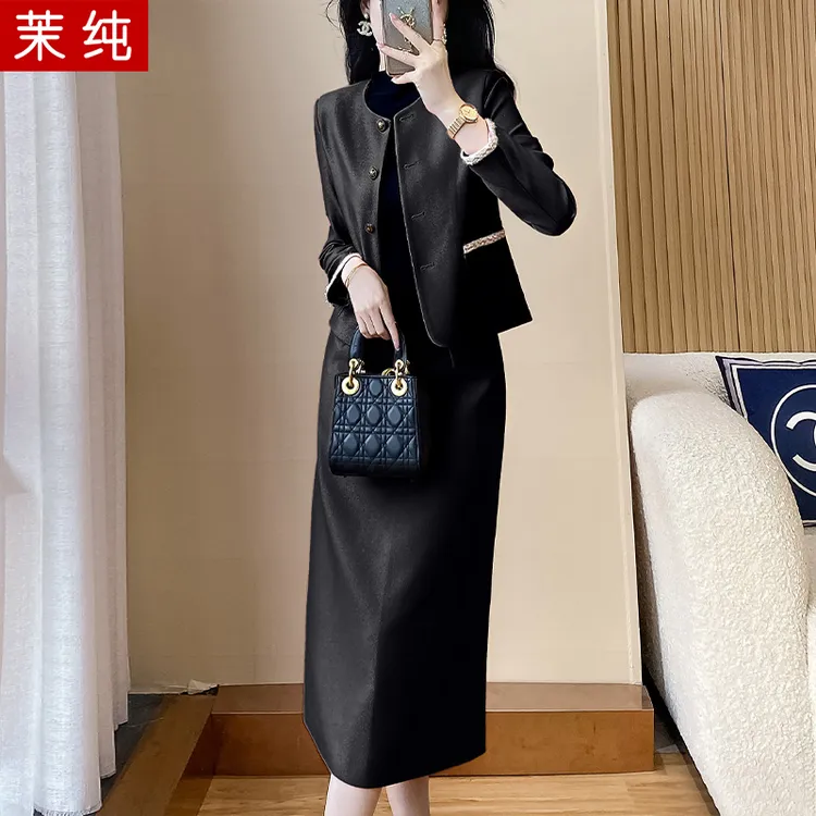 职业洋气女2026新款黑色裙子高级感气质气质高端美容院工作服套裙