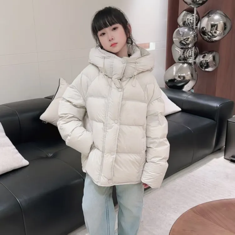 儿童羽绒服2025新款短款男女童外套加厚纯色连帽男童洋气时尚