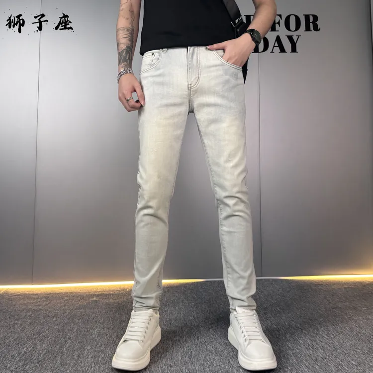 夏季薄款牛仔裤男修身百搭潮流破洞小直筒时尚韩版个性牛仔裤男款