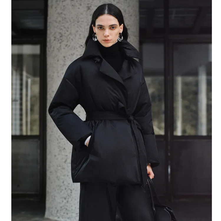 LYNEE【黑标系列】蚂蚁腰收腰显瘦风衣式黑色羽绒服外套LGD2FAQ002