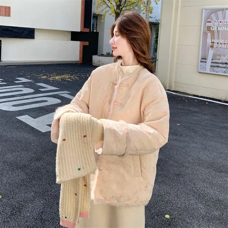 粉色提花新中式国风盘扣羽绒服女冬季2025新款保暖加厚小众流行