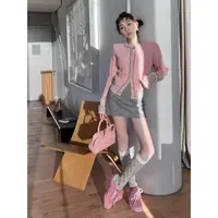 2025秋季设计感小众不撞款独特别致绝美软糯慵懒风粉色针织开衫女