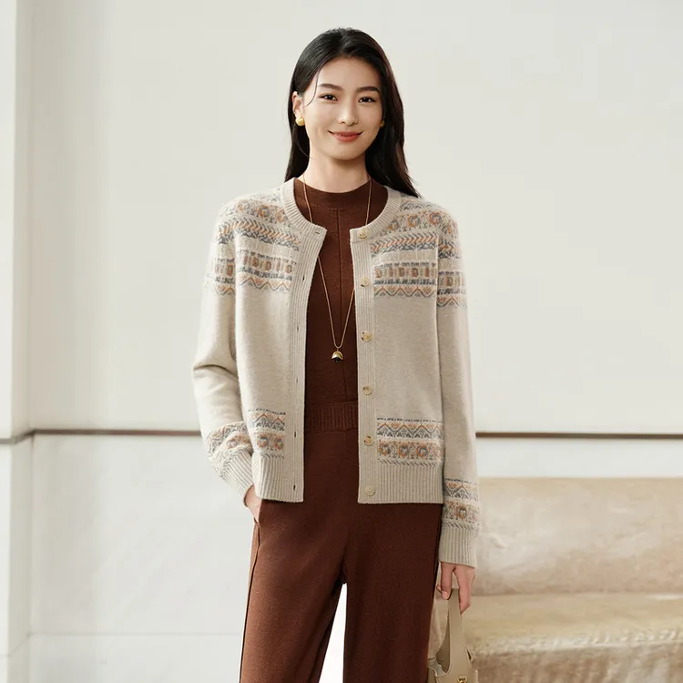 EP雅莹高端系列 羊毛羊绒廓形嵌花针织开衫 秋装新款9131A