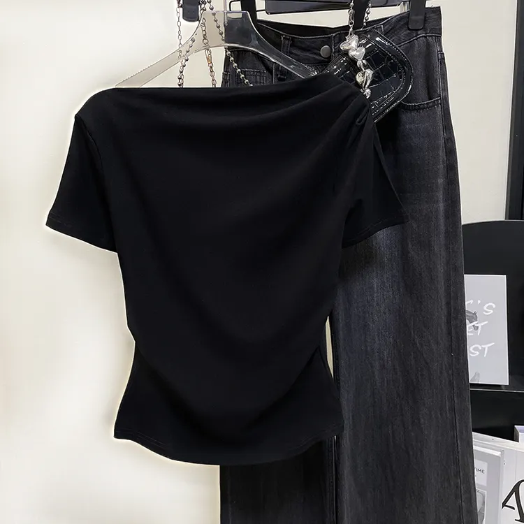 HONG JIA LIN/虹嘉琳欧货大码夏季薄款黑色短袖t恤女褶皱斜肩小衫