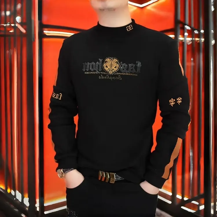 2025年新款圆领时尚潮流刺绣上衣卫衣加厚冬季不半高领百搭男士