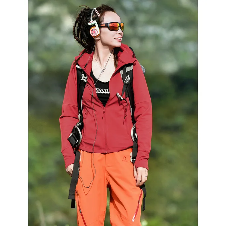 北京森林户外连帽休闲运动亲肤舒适弹力透气内胆打底跑步衣外套女