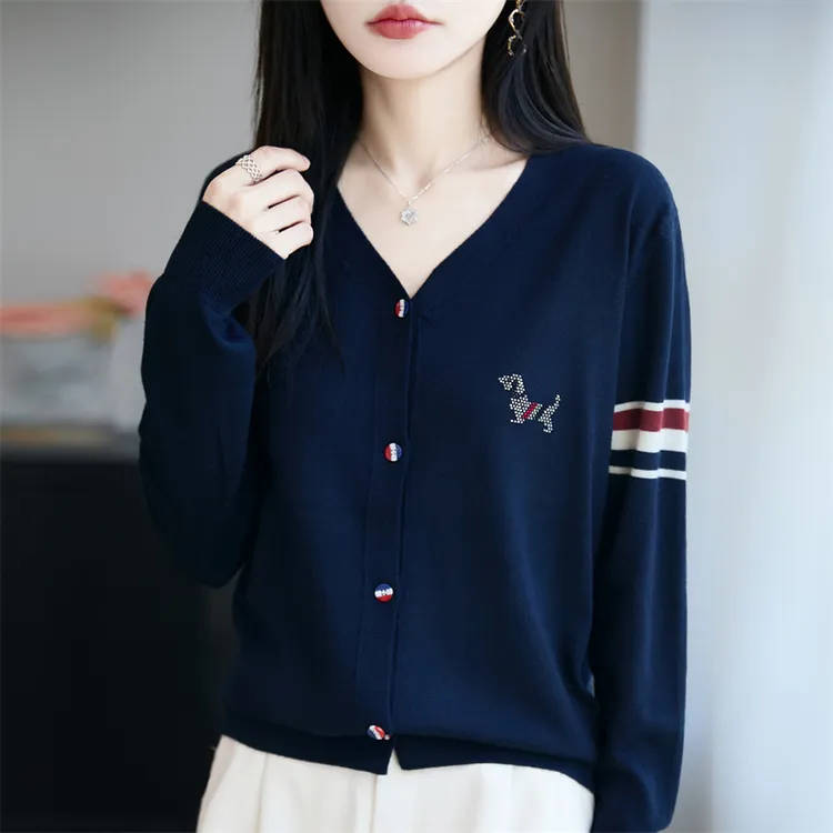 哥弟阿玛施正品V领毛针织开衫时尚狗刺绣秋季外搭针织女上衣宽松