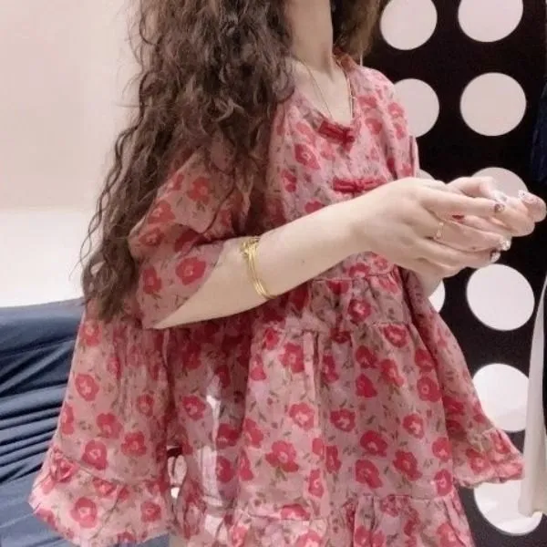 娃娃衫网红2025夏季气质百搭宽松小清新女装减龄小众法式花朵上衣