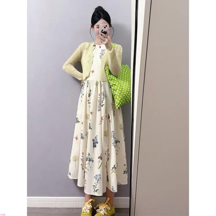 孕妇连衣裙套装春秋2025新款无袖碎花背心裙针织开衫显瘦两件套女