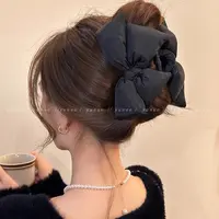 气质立体充棉蝴蝶结抓夹女新款冬高级感鲨鱼夹大号发夹