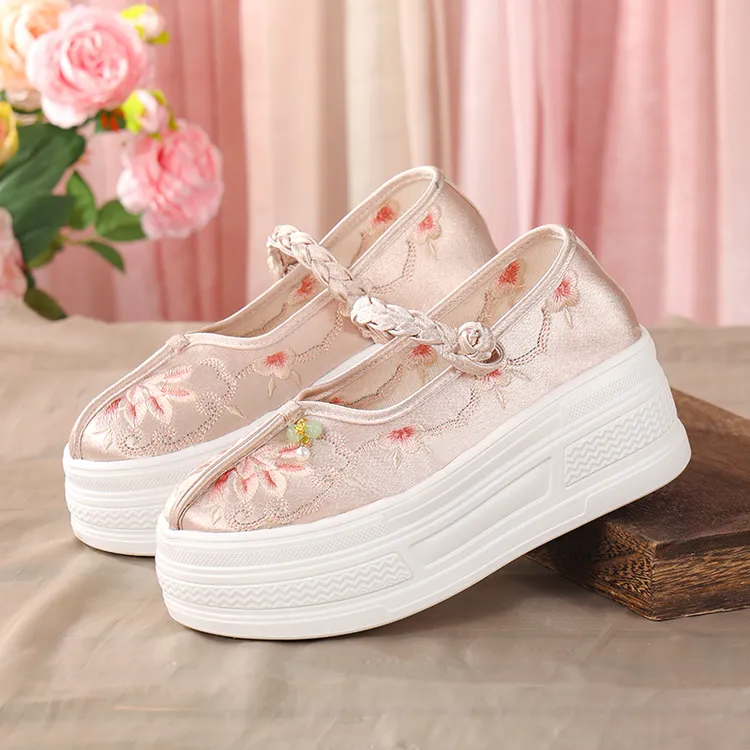 新中式鞋子厚底增高高跟新款汉元素配旗袍绣花鞋古风杏色茶艺布鞋