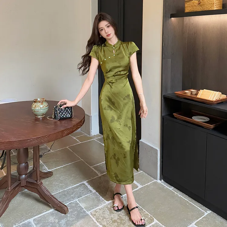 清光新中式缎面蝴蝶连衣裙女夏小个子蝴蝶改良旗袍长裙