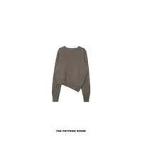 The pattern room | 非常规基础软解构斜摆定染羊绒毛衣