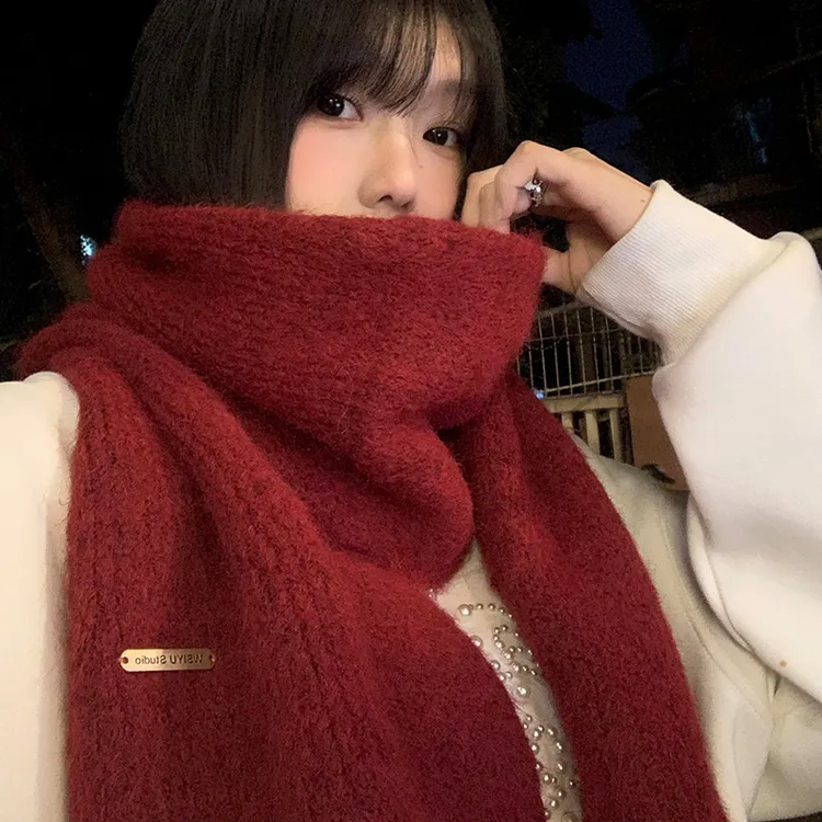 含羊毛软糯红色针织围巾女2025年冬季韩系氛围感保暖圣诞新年围脖