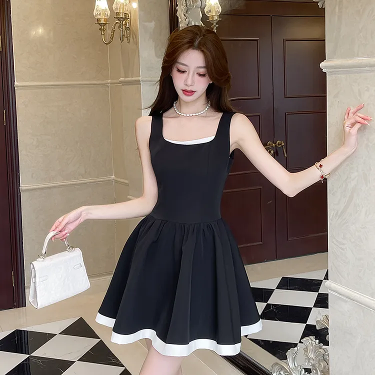 时尚优雅灰色无袖连衣裙夏设计感收腰显瘦聚会小礼服