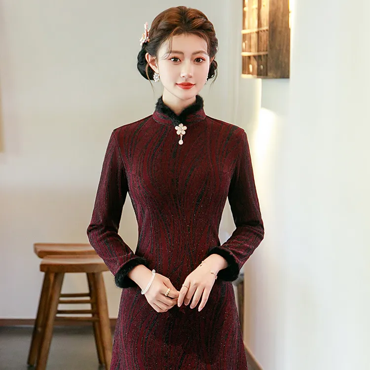 10月份喜婆婆婚宴装2025新款高端妈妈礼服平时可穿旗袍连衣裙加绒