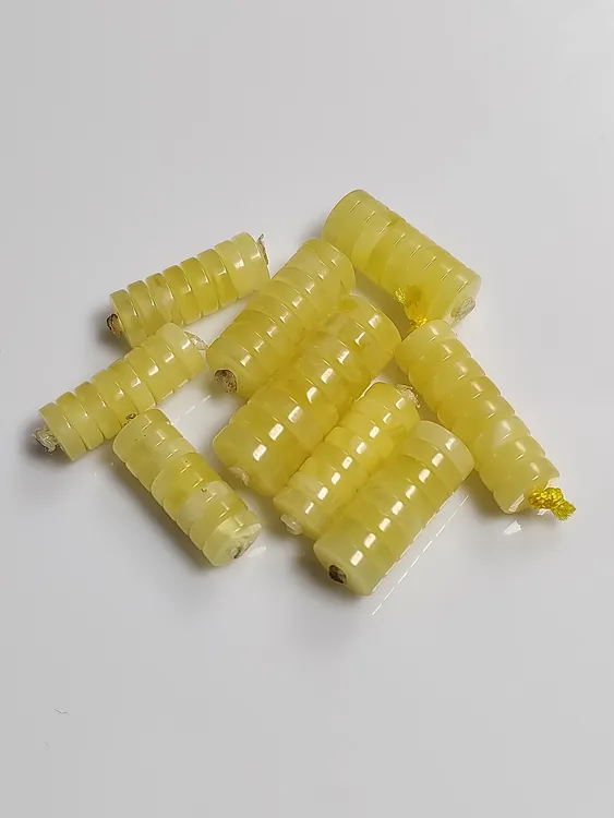 超精工直切微倒角俄料原矿天然蜜蜡隔片药片，6，7，8尺寸多样性发货