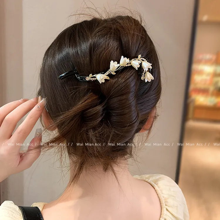 白色风铃花发夹扭扭夹高端温柔全盘发夹女新款气质后脑勺防滑长夹