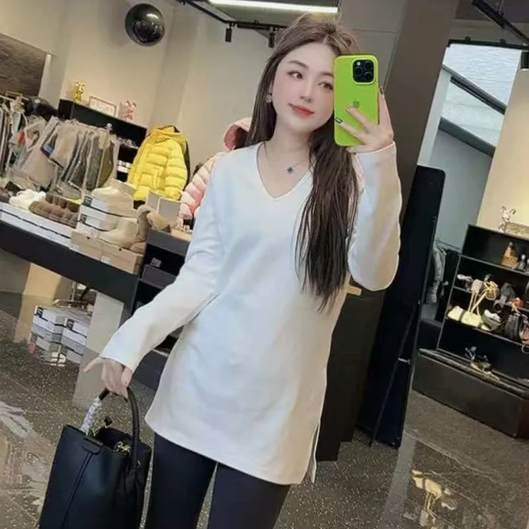 新款韩版糖果色V领中长款打底衫8062