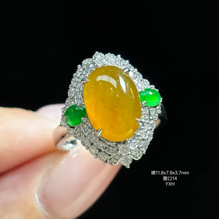 《缅甸翡翠珠宝严选》冰黄翡椭圆蛋面玉石戒指（下单质询客服）YXH