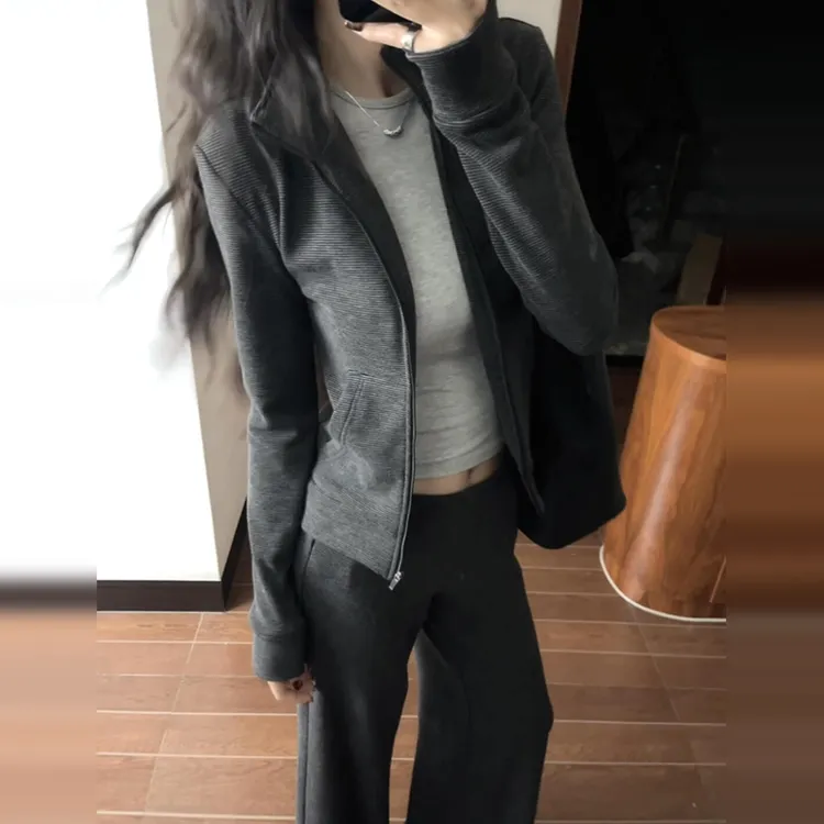 巨好看的长袖灰色秋装一整套女2025新爆款高级感穿搭早秋套装洋气
