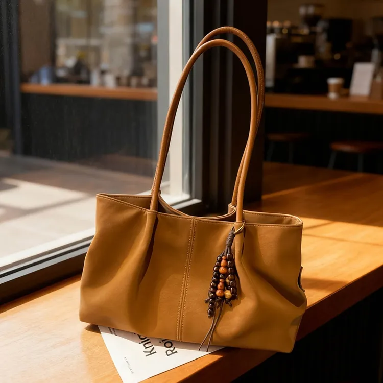 大容量复古包包女秋冬百搭2025新款休闲单肩包高级质感通勤托特包