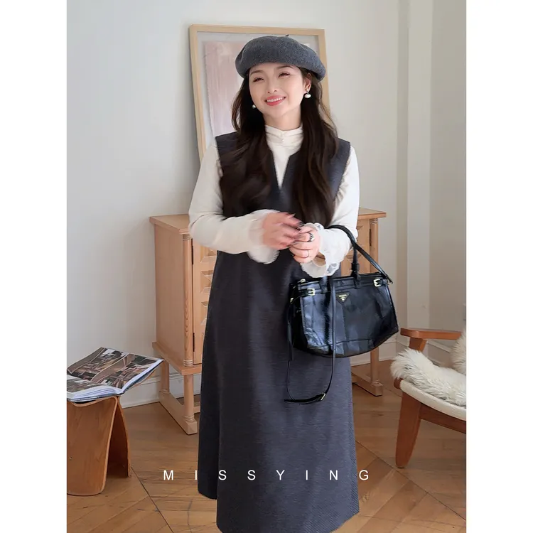 应小姐【昭和千金】微胖大码秋款韩系宽松圆领双面绒打底衫+连衣裙