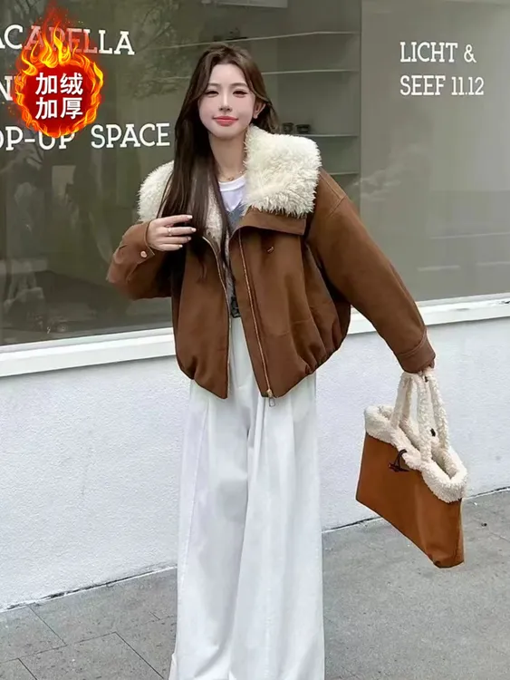 麂皮绒加绒加厚外套女短款2025冬新款羊羔毛拼接保暖时尚显瘦上衣