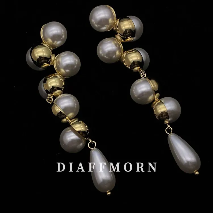 铜合金仿珍珠耳饰 铜合金法式复古〖珠光灵动〗气质百搭长款耳环