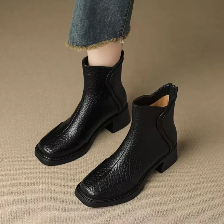 法式复古2025真皮厚底粗跟短靴女秋冬新款后拉链中跟瘦瘦靴Y3051