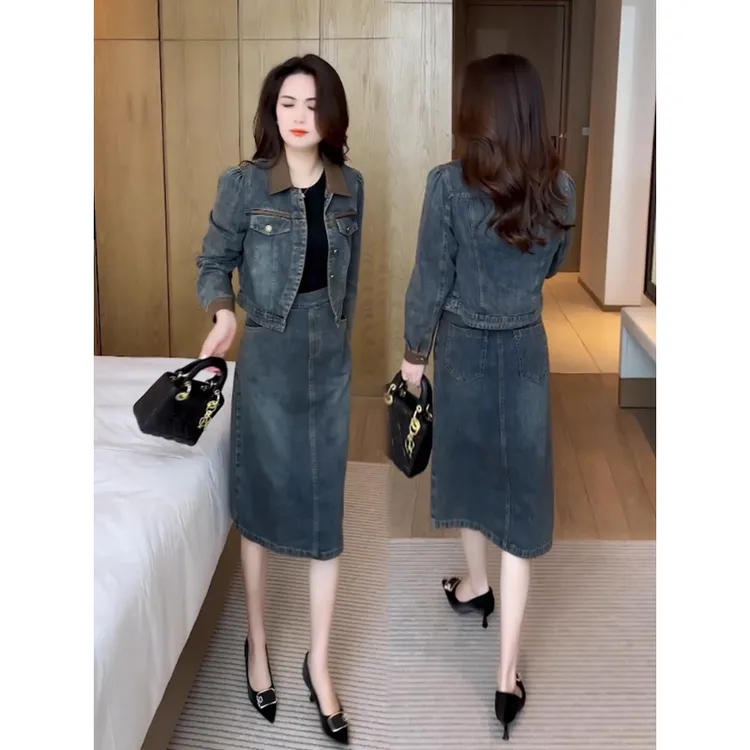 拉夏贝尔时尚套装裙女2025春秋新款撞色拼接牛仔外套后妈裙两件套