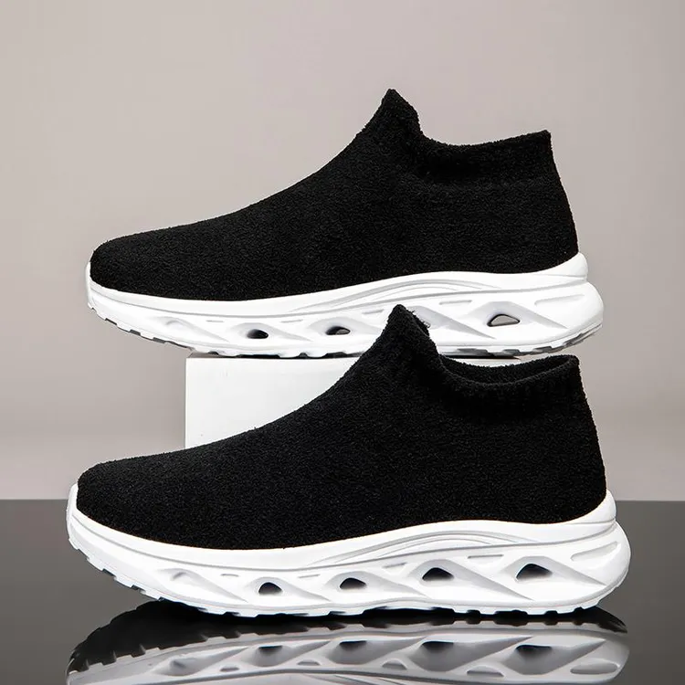 俞兆林男鞋新款秋季休闲黑色跑步运动鞋一脚蹬懒人袜筒老爹潮鞋