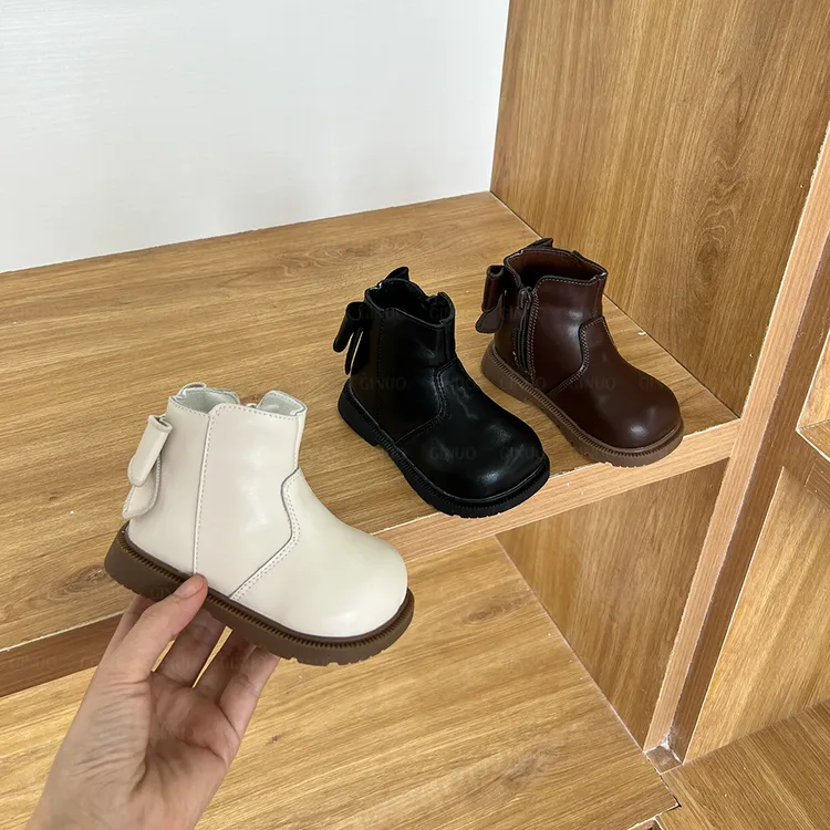 奇诺鼠秋冬上新幼儿儿童短靴简约个性百搭柔软舒适加绒靴子1002m