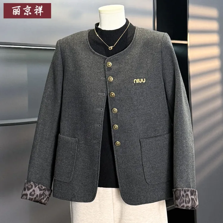 中年妈妈春秋洋气外套2025新款中老年女阔太太秋装小香风毛呢上衣