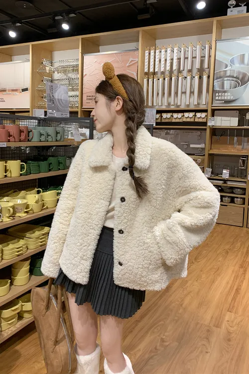 韩系秋冬季新款毛绒外套女宽松休闲气质百搭小个子短款翻领上衣