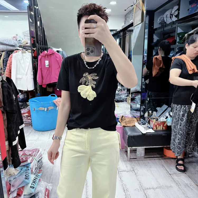 韩货优质珠珠金鱼大版上衣8568品