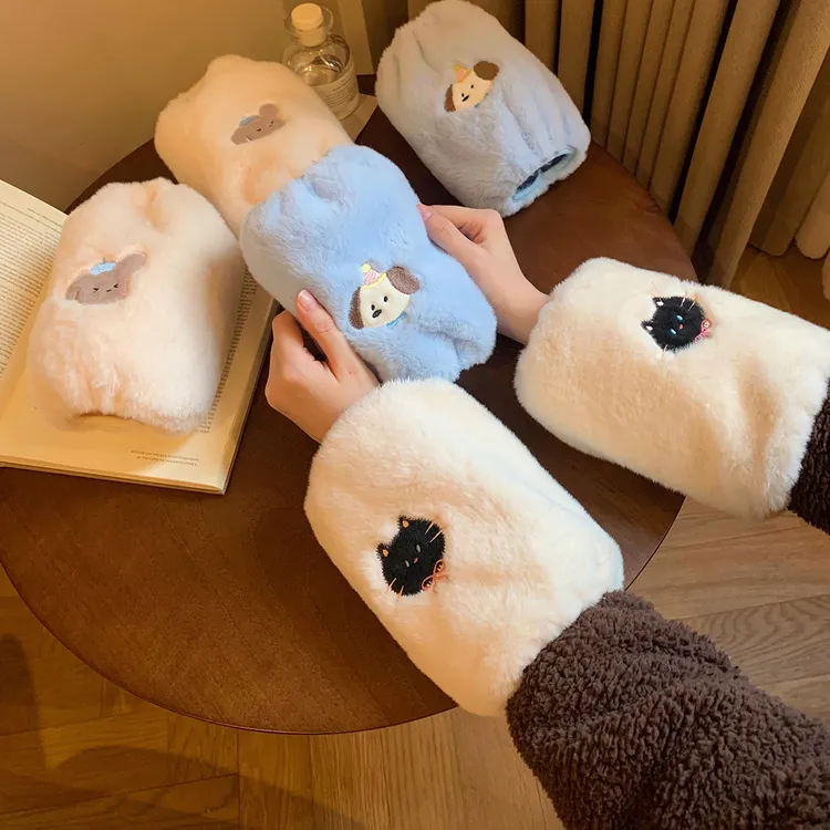 可爱猫咪毛绒套袖女羽绒服成人手袖冬季上班耐脏防污袖套学生护袖