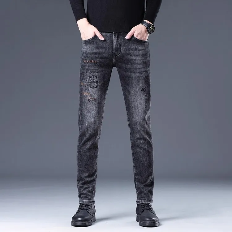 One What高端潮牌刺绣印花黑色牛仔裤春秋季修身小脚弹力休闲长裤