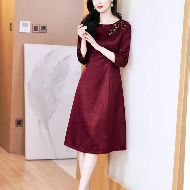 酒红色礼服a字裙2025年秋季新款女装名媛气质妈妈婚宴短袖连衣裙