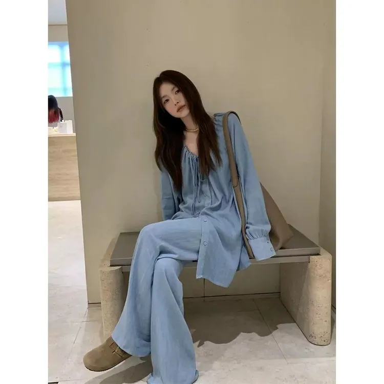 早秋松驰感老钱风冰岛蓝套装女宽松慵懒系带领衬衫垂坠阔腿拖地裤