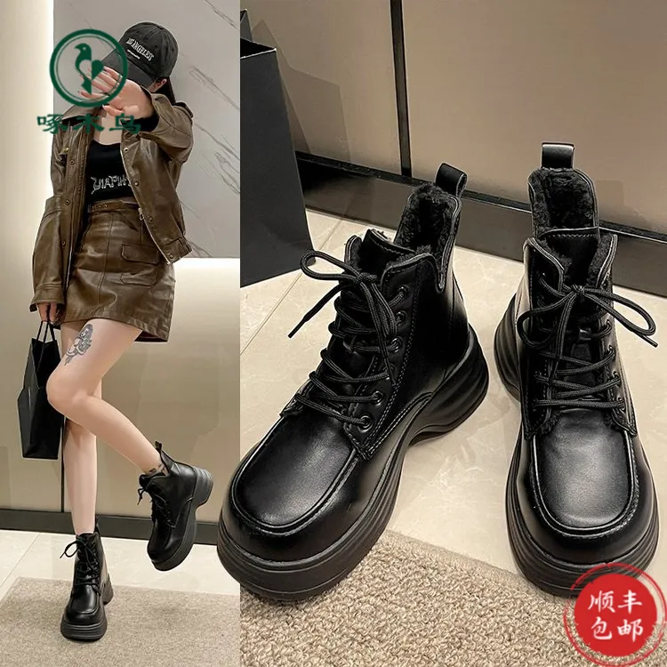 啄木鸟流浪鞋马丁靴女秋款新款秋冬英伦风平底单靴软底轻便短靴显