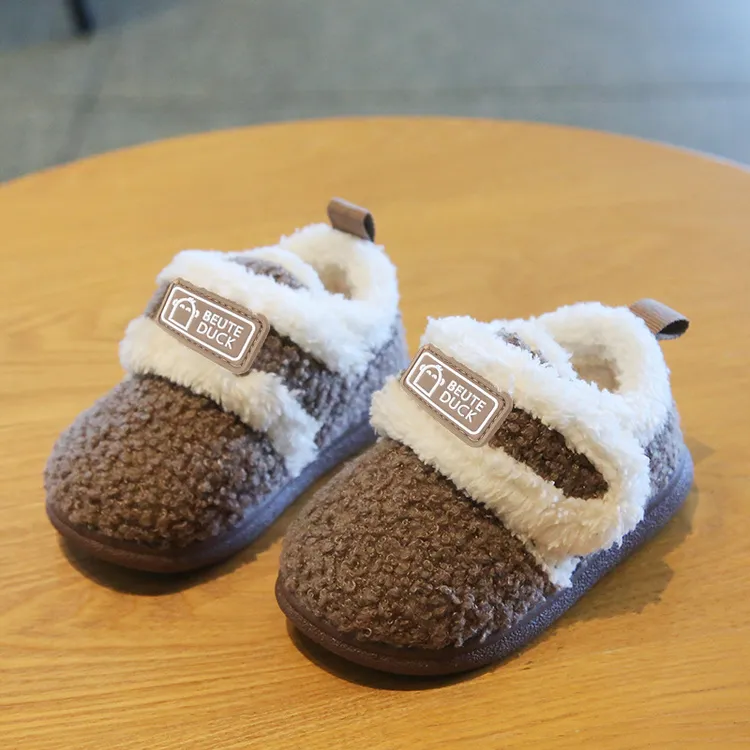 冬天宝宝鞋子加绒居家棉拖鞋包根儿童室内鞋防滑地板鞋男女童