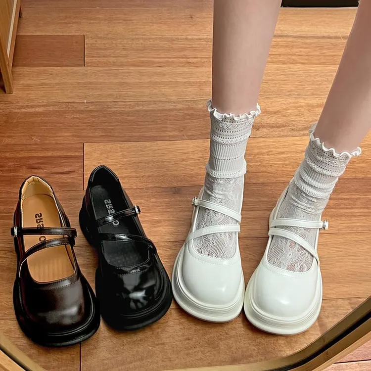 白色法式复古厚底小皮鞋女2025新款夏季配裙子浅口玛丽珍粗跟单鞋