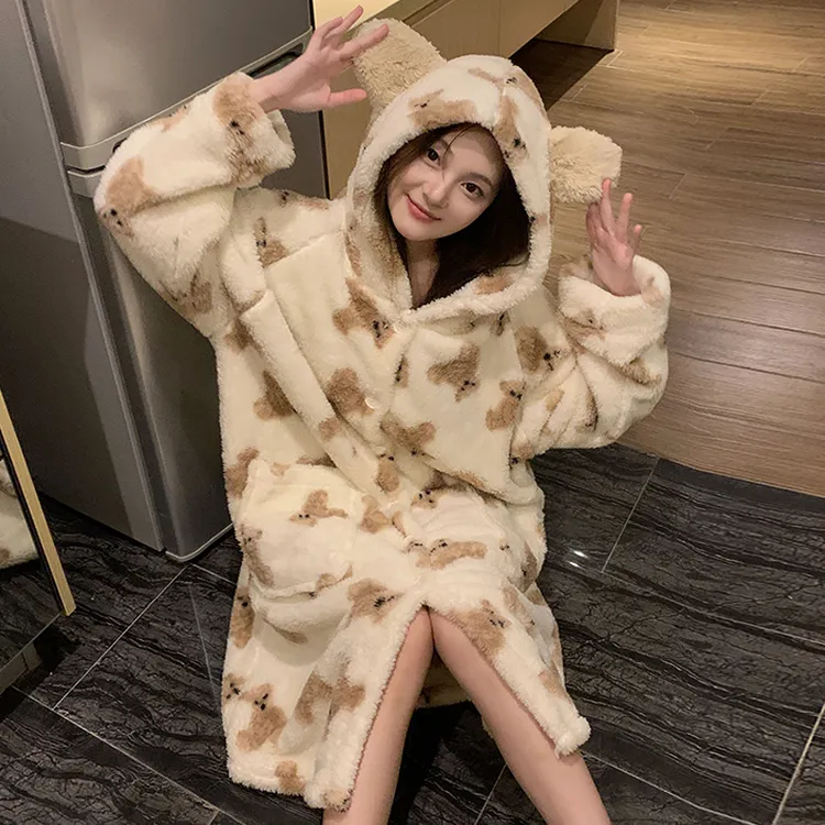 珊瑚绒睡衣女款秋冬季法兰绒长袖睡袍加厚保暖可爱连帽大码家居服