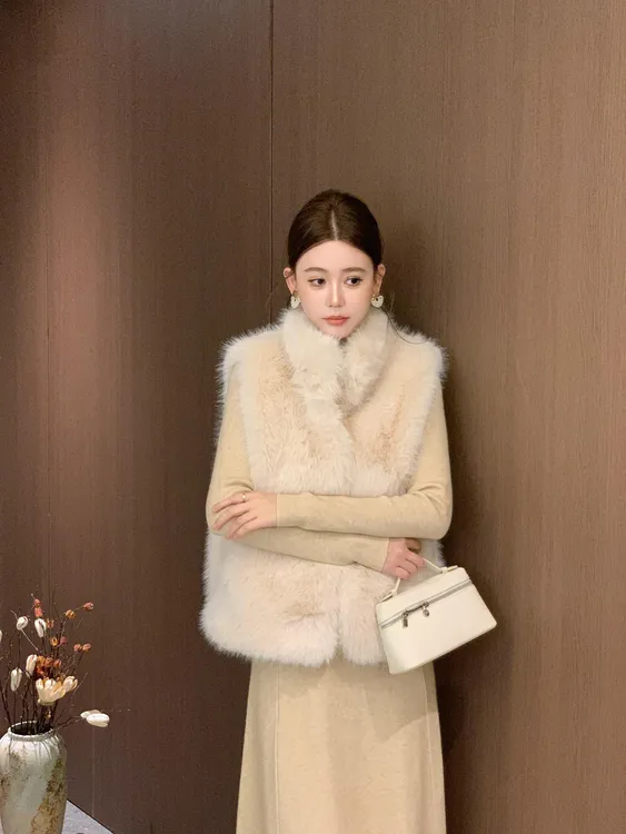 人造皮草 坎肩马甲短款出片ins毛毛外套