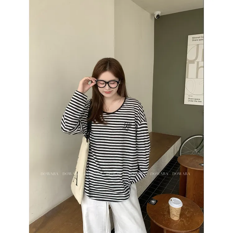 现货大婉酱微胖定制撞色条纹防晒罩衫春夏休闲松弛感T恤7761D