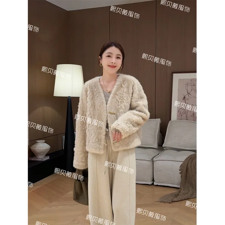 熙贝薇6 秋冬欧货立体肌理感v领单排扣显瘦百搭短外套 G5580