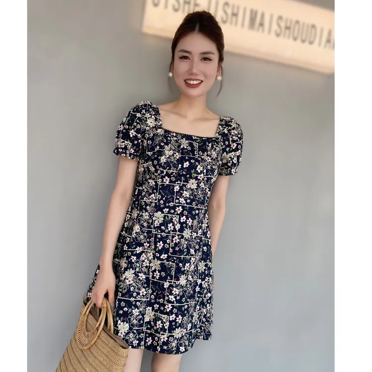 【JY】设计感法式复古刺绣方领连衣裙女2025夏季新款气质时尚裙子