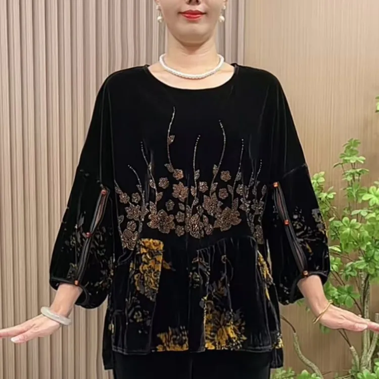 2555妈妈秋装洋气丝绒小衫新款中老年大码宽松阔太太烫钻上衣